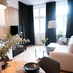 Apartament Na Lazarzu 12A